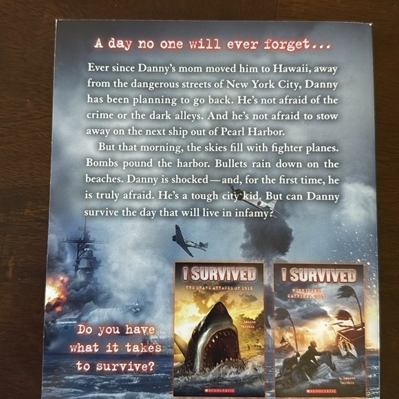 Bundle of 4 “I Survived” Chapter Books - Picture 5 of 6